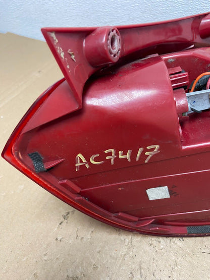 2012 to 2017 Hyundai Veloster Left Driver LH Tail light AC7417 DW8