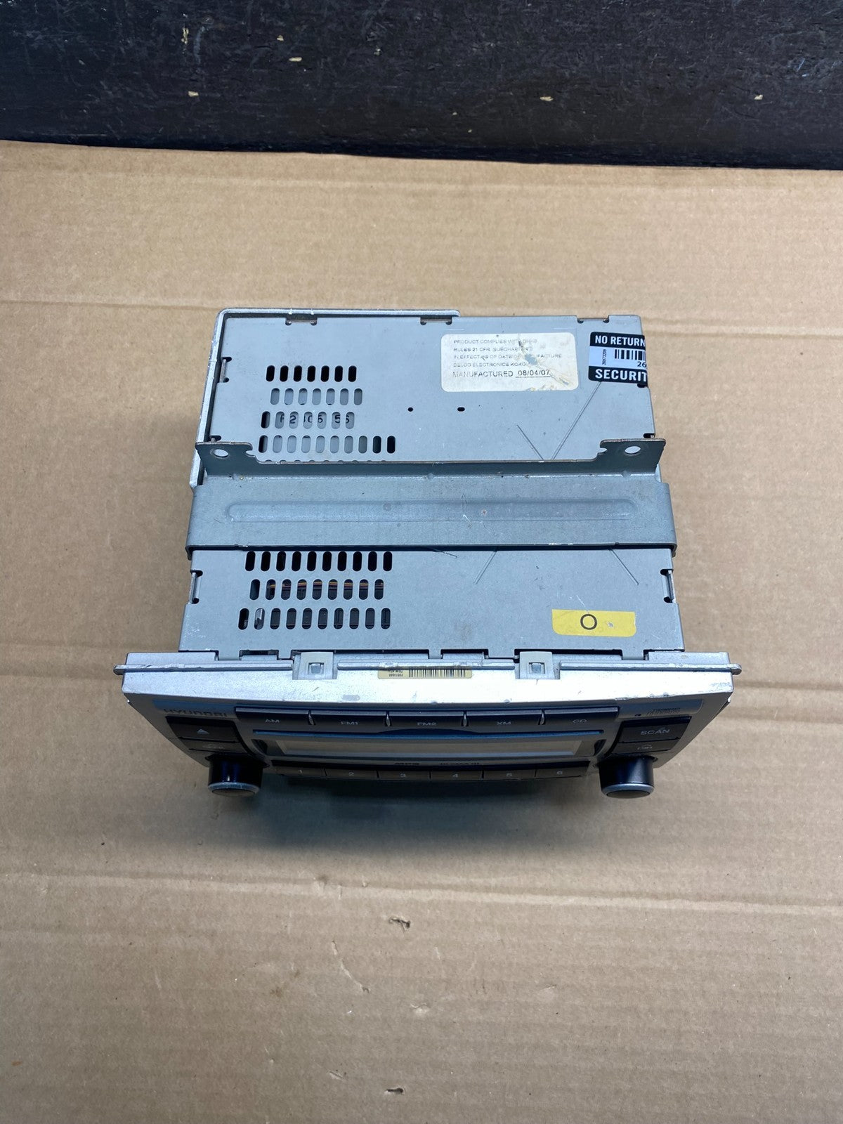 2007 2008 2009 Hyundai Santa Fe AM/FM Radio CD Player AE8134 DG3