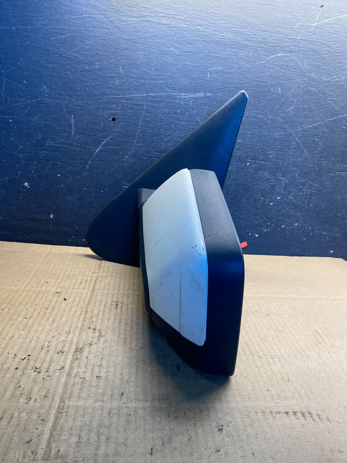 2007-2011 Ford Expedition Left Driver View Door Mirror AA7804 DG10