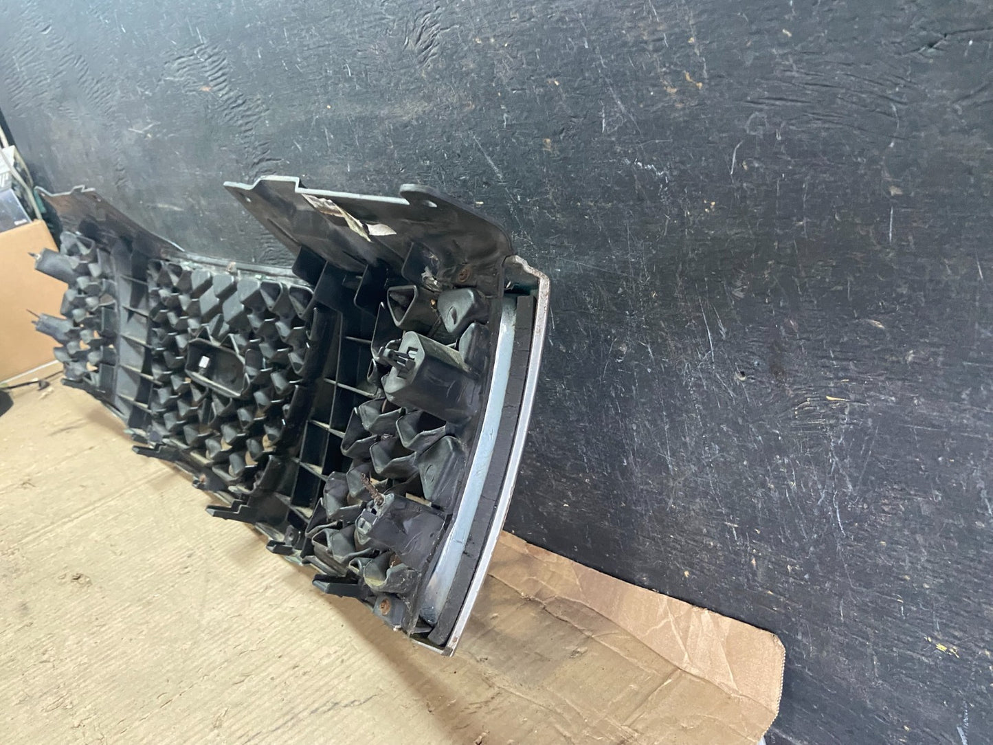 2005 2006 2007 Nissan Pathfinder Chrome Front Upper Grill Grille Oem P3882 DG6