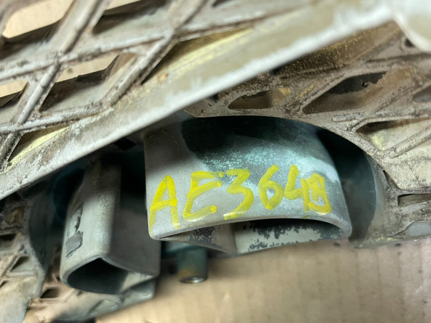 2002 2003 2004 Toyota Camry Front Upper Grill Grille AE3649 DG6
