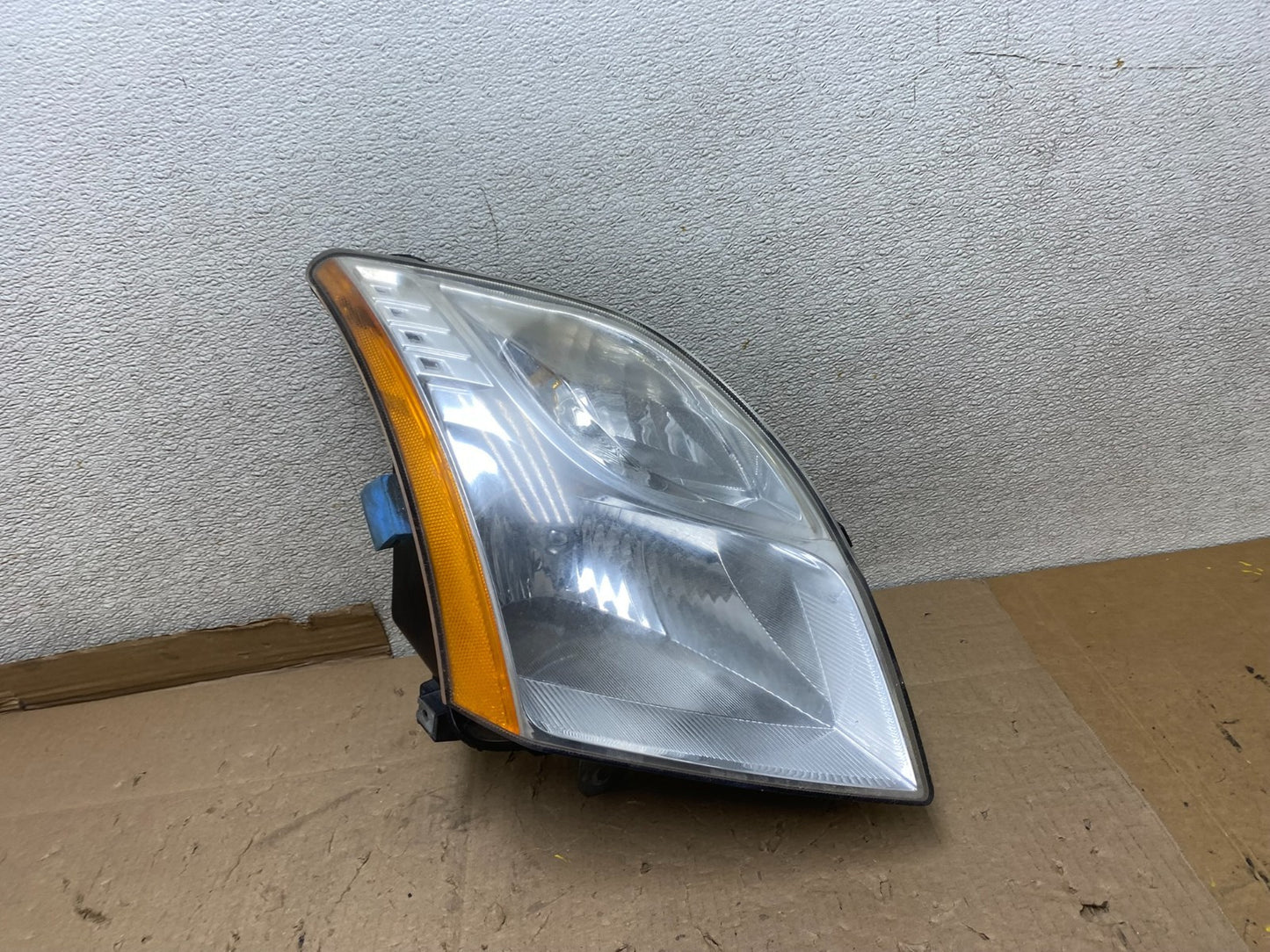 2010 2011 2012 Nissan Sentra Halogen Right Passenger RH Side Headlight U6898 DW0