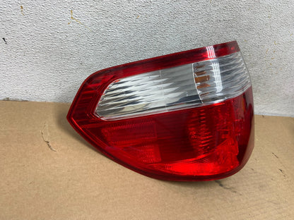 2005 2006 2007 Honda Odyssey Left Driver LH Side Tail Light AH4465 DW1