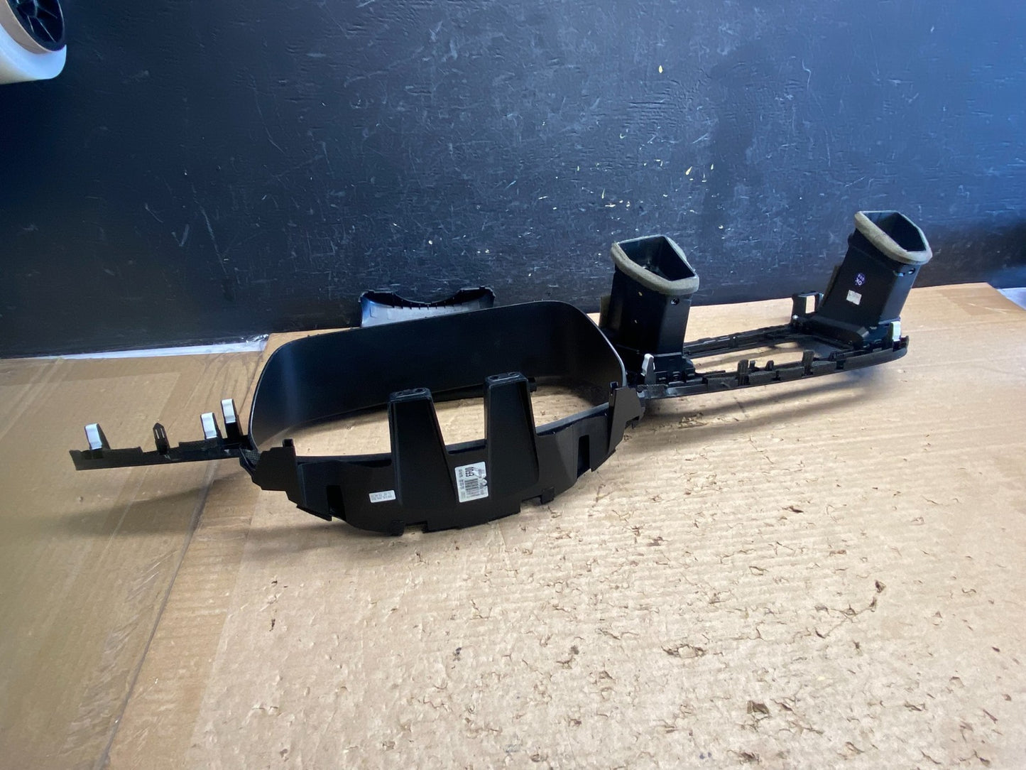 2015 to 2017 Hyundai Sonata Speedometer Cluster Bezel Trim W/ Air Vent ag8694 DG2