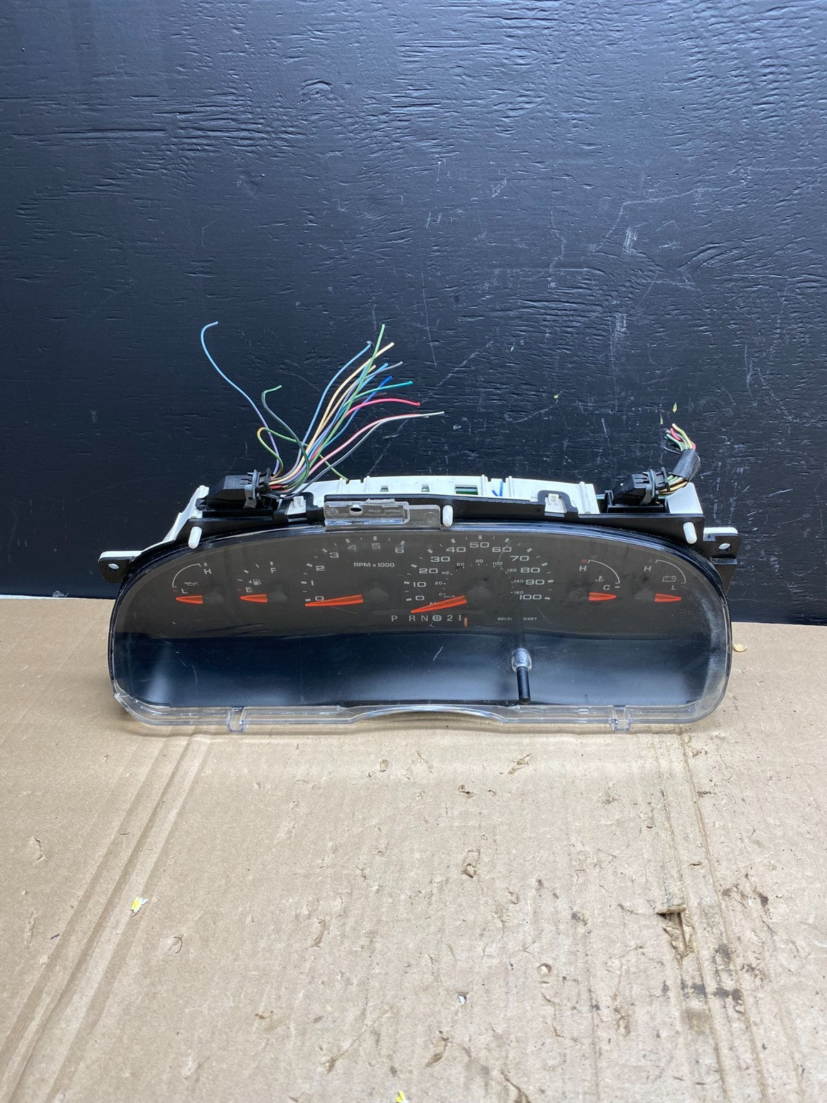 2006 Ford E350 Gauge Speedometer Cluster OEM AB9125 DG0