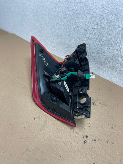 2014 - 2019 Nissan Versa Note Hatchback Right Passenger Tail Light AF4728 LK5