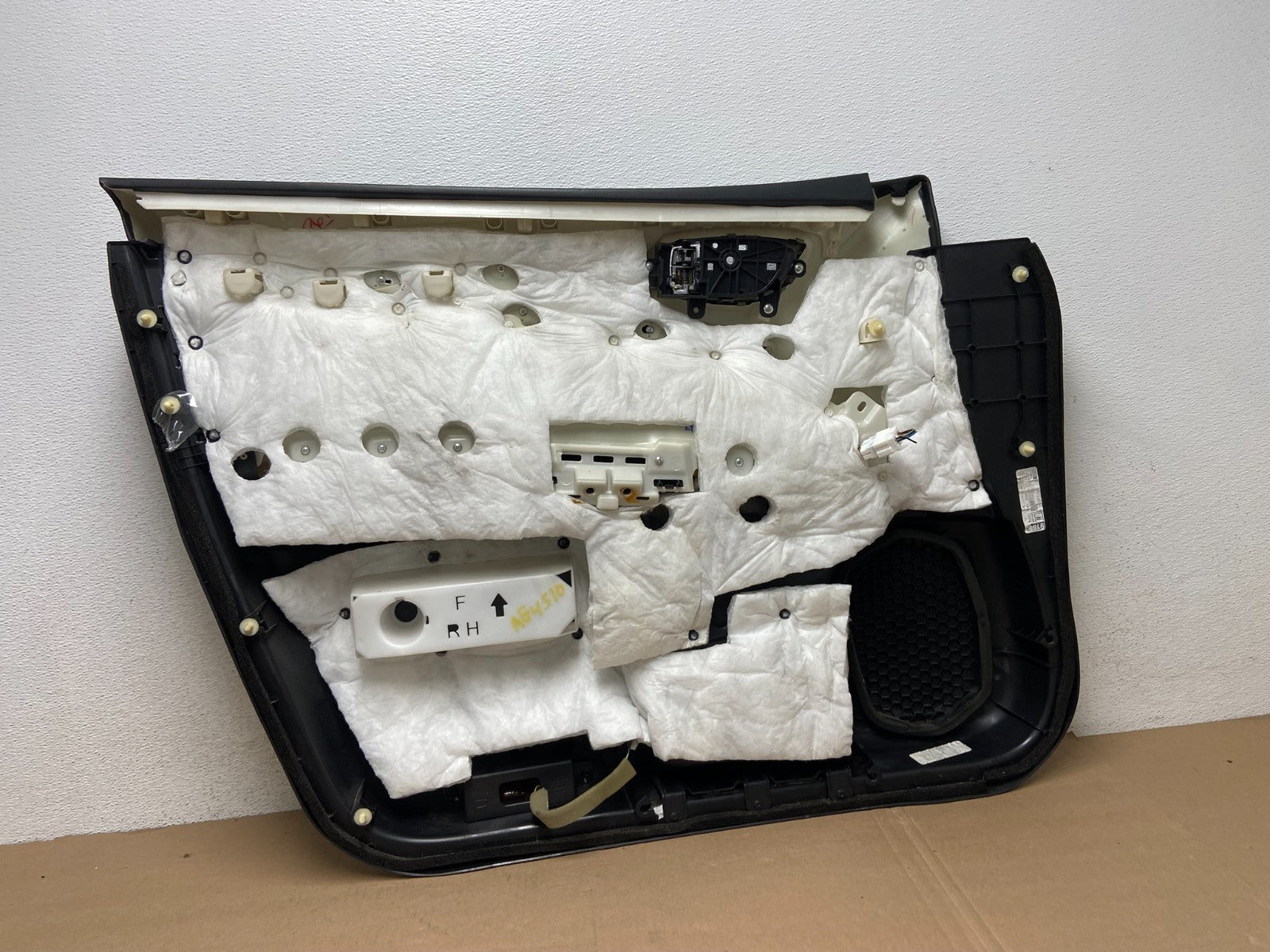 2013 2015 Infiniti JX35 QX60 Front Right Passenger Door Trim Panel AG4510 DG7