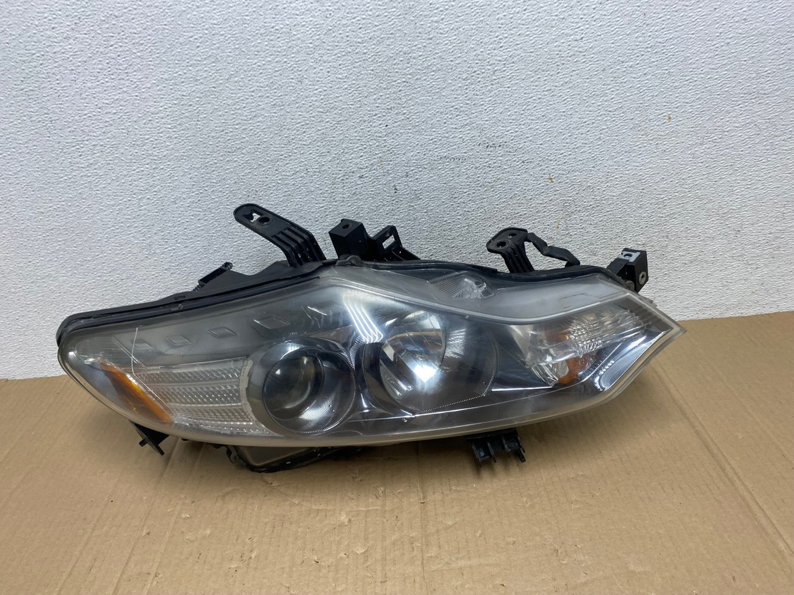 2011 to 2014 Nissan Murano Headlight Right Passenger Rh Halogen AE8940 LK0