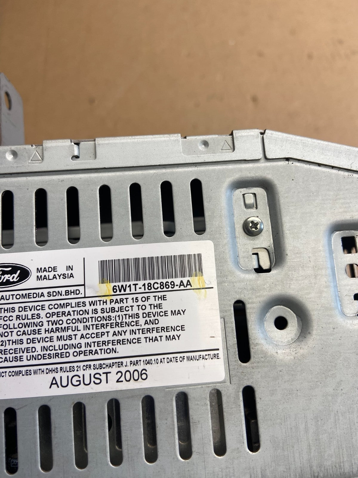 2003 - 2010 Lincoln Town Car AM/FM Radio CD Player ae4386 DG4