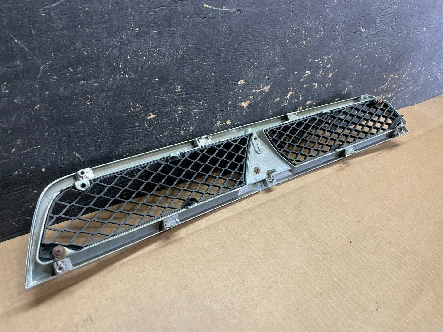 2008 2015 Mitsubishi Lancer Front Upper Grille Grill Aftermarket AA9044 DG5