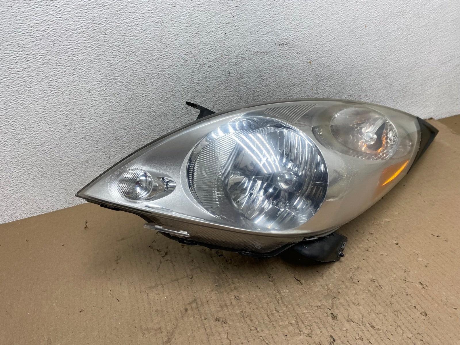 2013 to 2015 Chevrolet Spark Left Driver LH Halogen Headlight AE8870 LK2