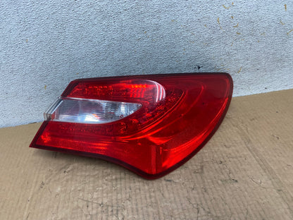 2011-2014 Chrysler 200 Sedan Right Passenger Side RH Tail Light AI6845 LK0