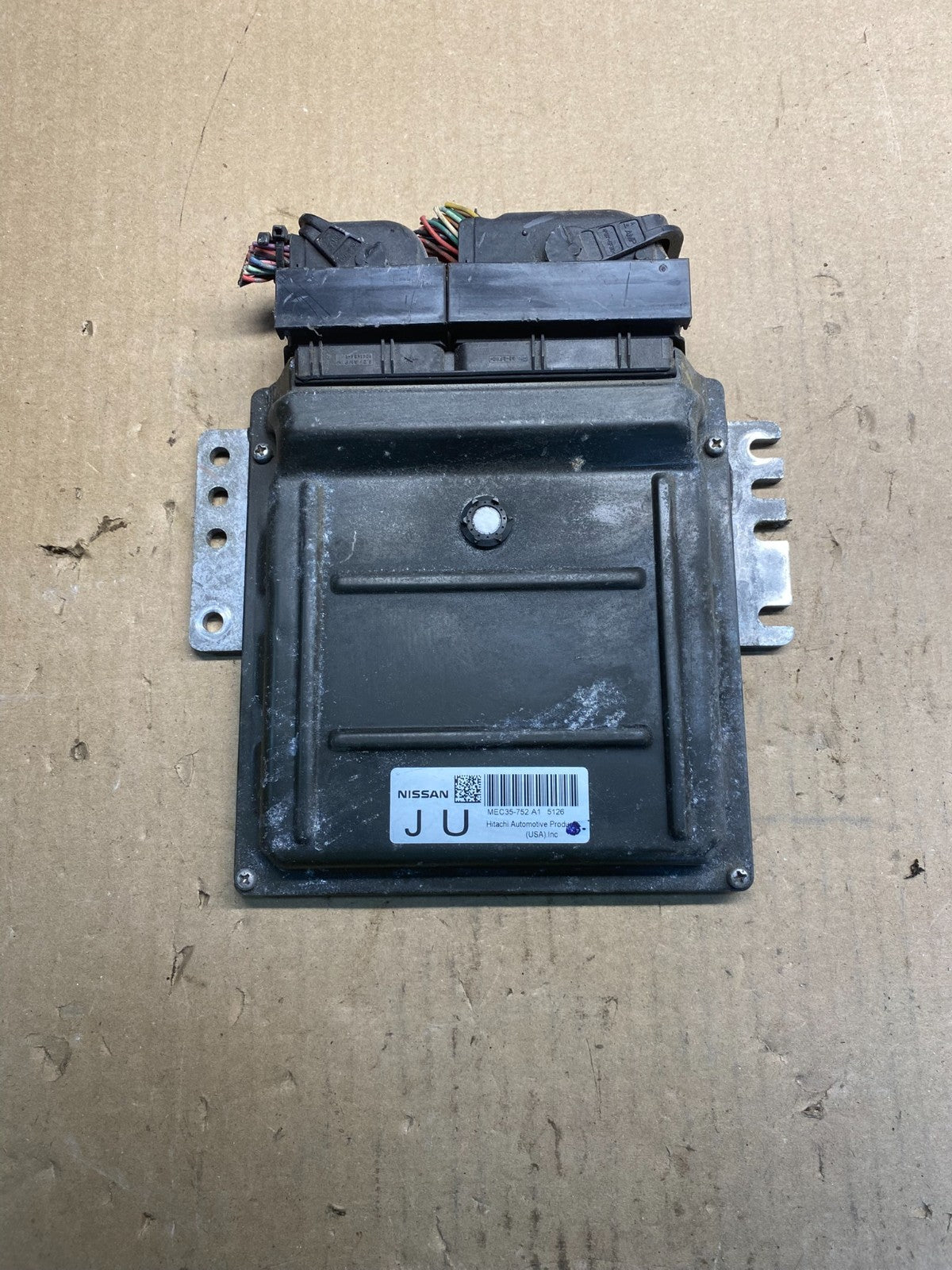 2005 Nissan Pathfinder Engine Control Module ECM MEC35-752 A1 ac0662 DG0