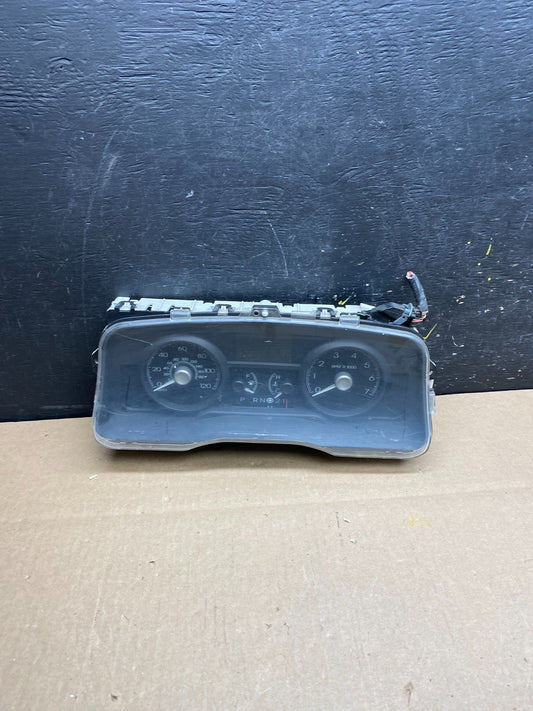 2009 to 2011 Lincoln Town Car Speedometer Cluster Gauge t4400 DG0