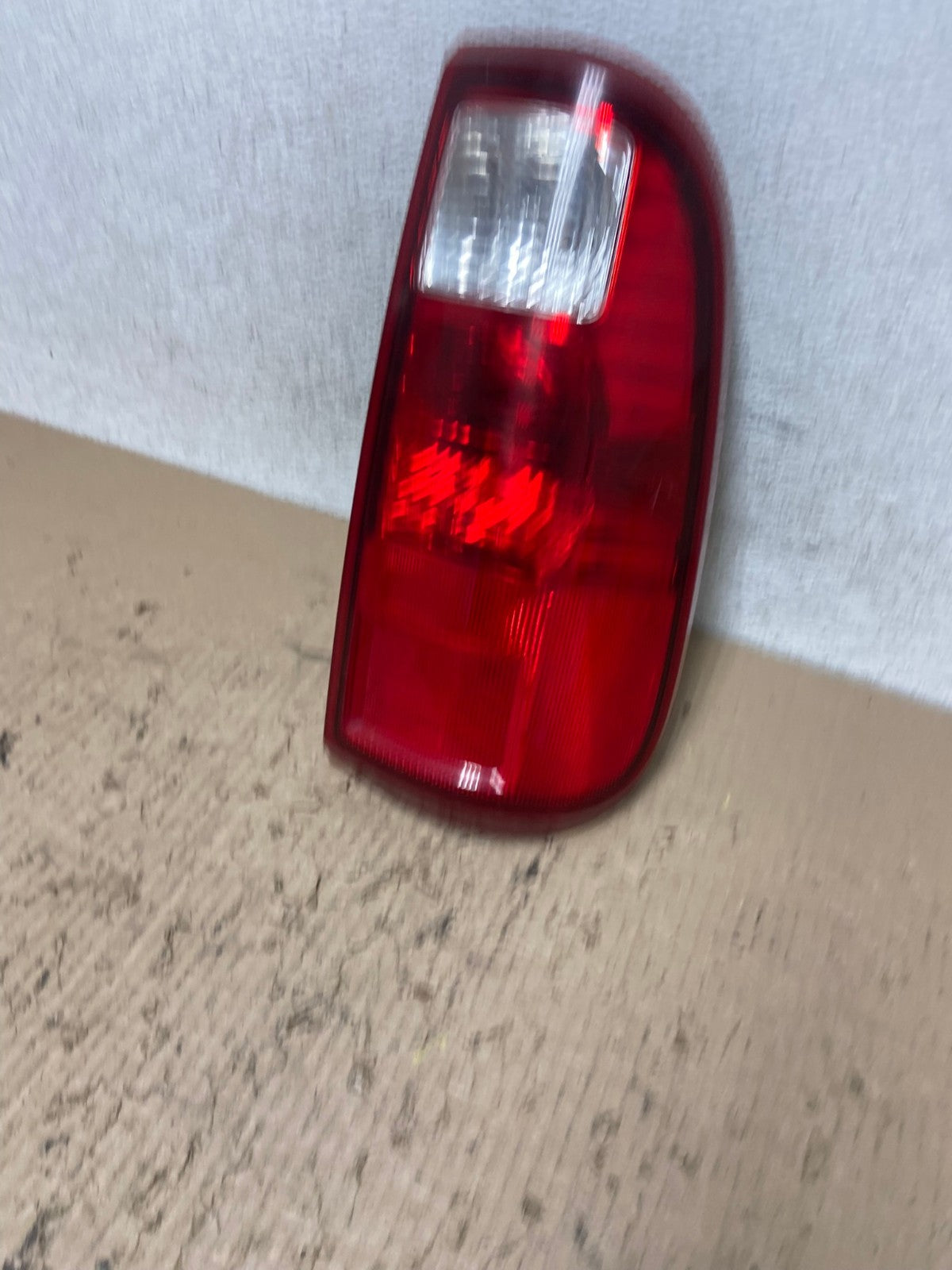 2008 to 2016 Ford F-250 F250 Right Passenger RH Side Tail Light AF7231 LK1
