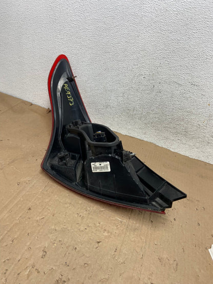 2012-2019 Nissan Versa Sedan Right Side Passenger Rh Tail Light AE9374 LK5