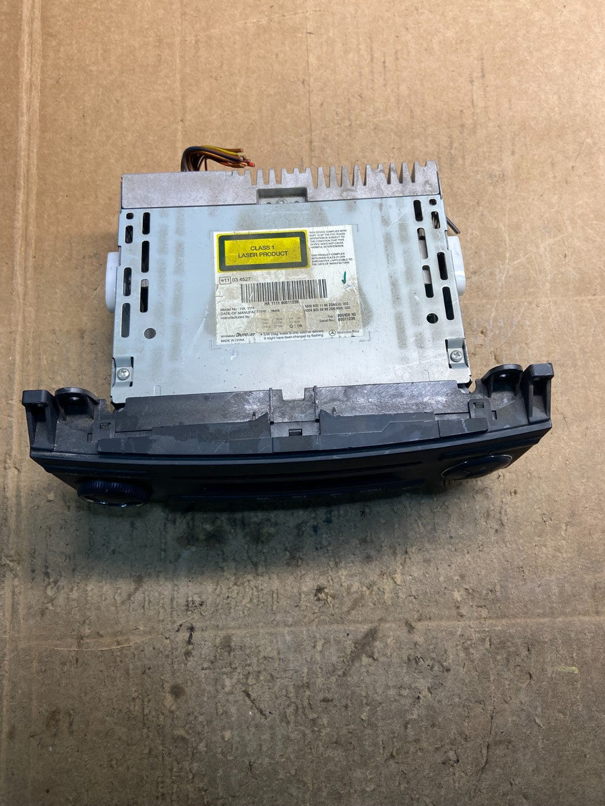 2007 2008 2009 Sprinter 2500 3500 AM FM Radio Single CD Disc Player Y4194 DG1
