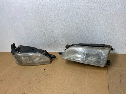 1993 to 1997 Toyota Corolla Left+Right Side Headlights AE3226 DW1