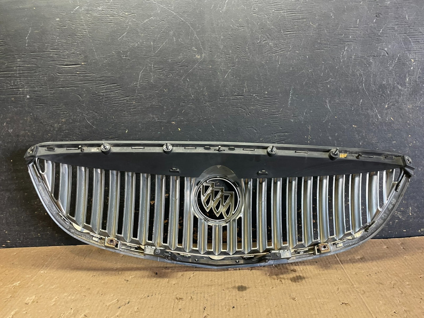2008 to 2012 Buick Enclave Front Upper Grill Grille Oem y9797 DG5