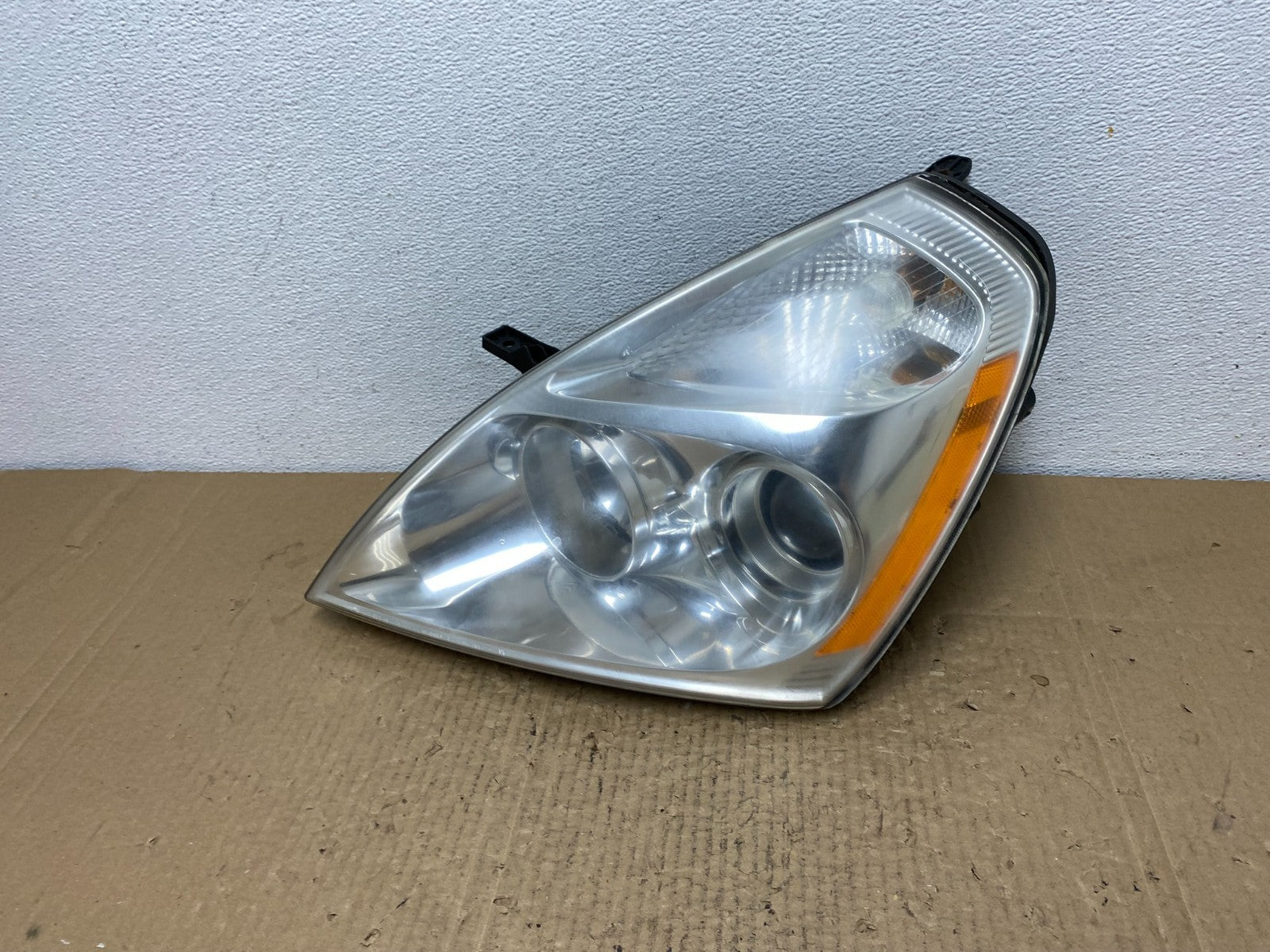 2008-2012 Kia Sedona Left Driver Lh Side Headlight Halogen Oem AC3947 DW0