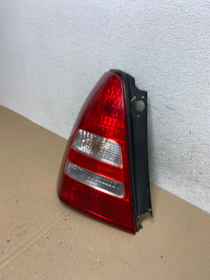 2003 2004 2005 Subaru Forester Left Driver Lh Side Tail Light AE9476 LK1