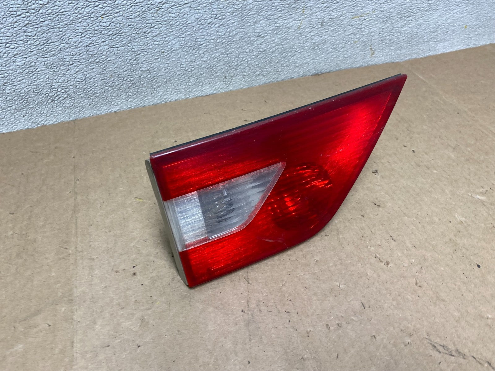 2004 2005 2006 Bmw X3 Left Driver Lh Inner Tail Light OEM W8587 DW2
