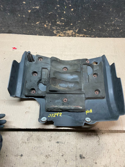 2007 to 2015 Nissan Armada Engine Cover Motor Shield x7658 DG6
