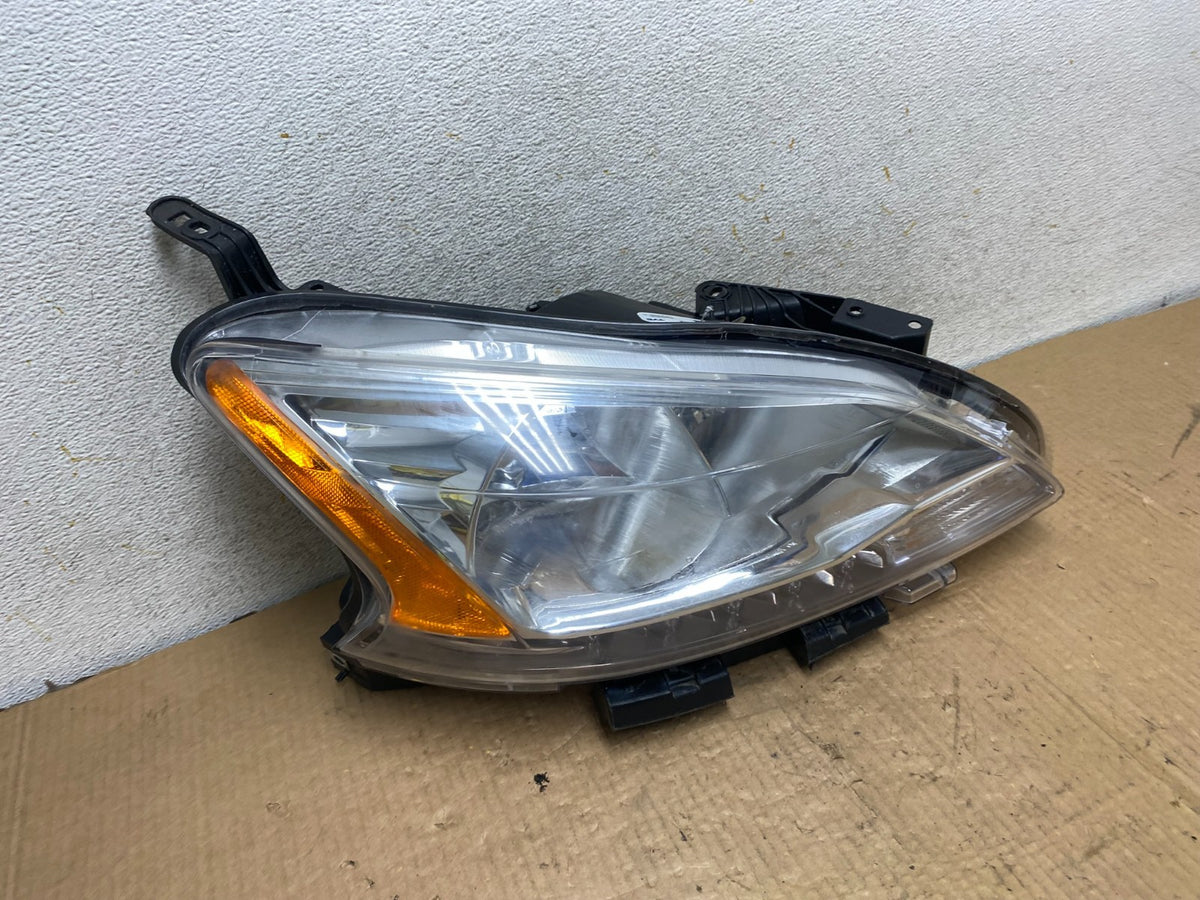 2013 - 2015 Nissan Sentra W/LED Halogen Right Passenger Headlight TYC AI7961 DW2