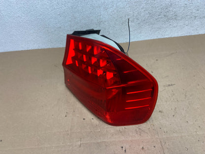 2009 2010 BMW 328i 3 Series Right Passenger RH Side Tail Light AE5996 DW1