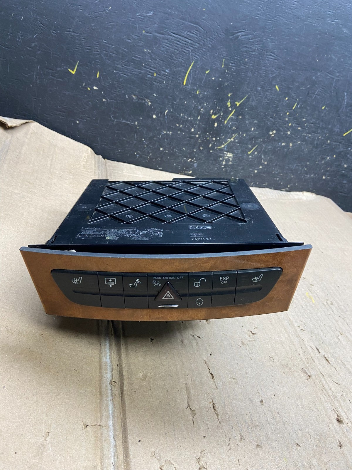 2007-2009 Mercedes CLS350 E350 E550 A/C Heater Climate Control Trim x5745 DG0