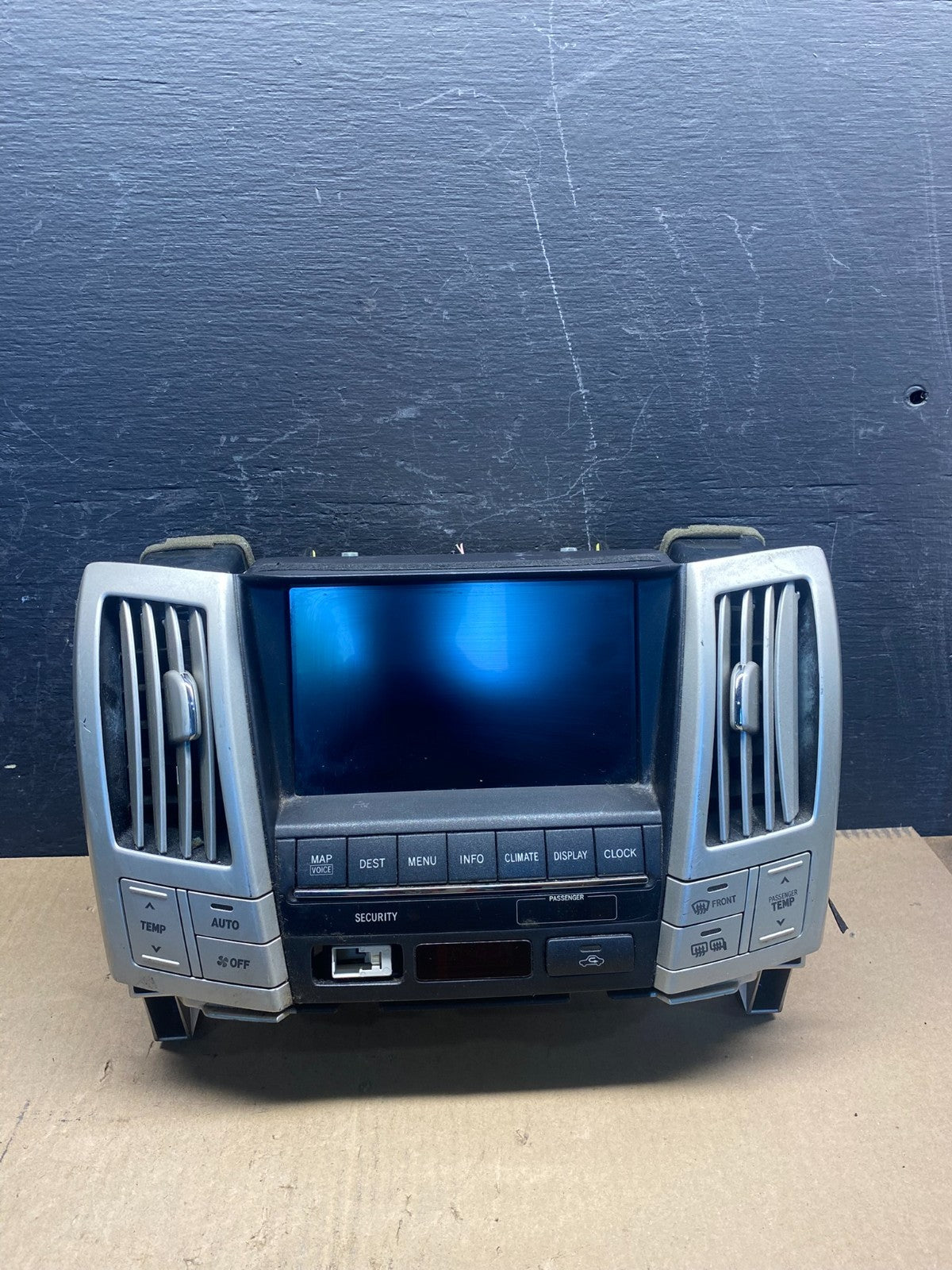 2006 to 2007 Lexus RX400H Radio Navigation Screen Climate Control AE7809 DW0