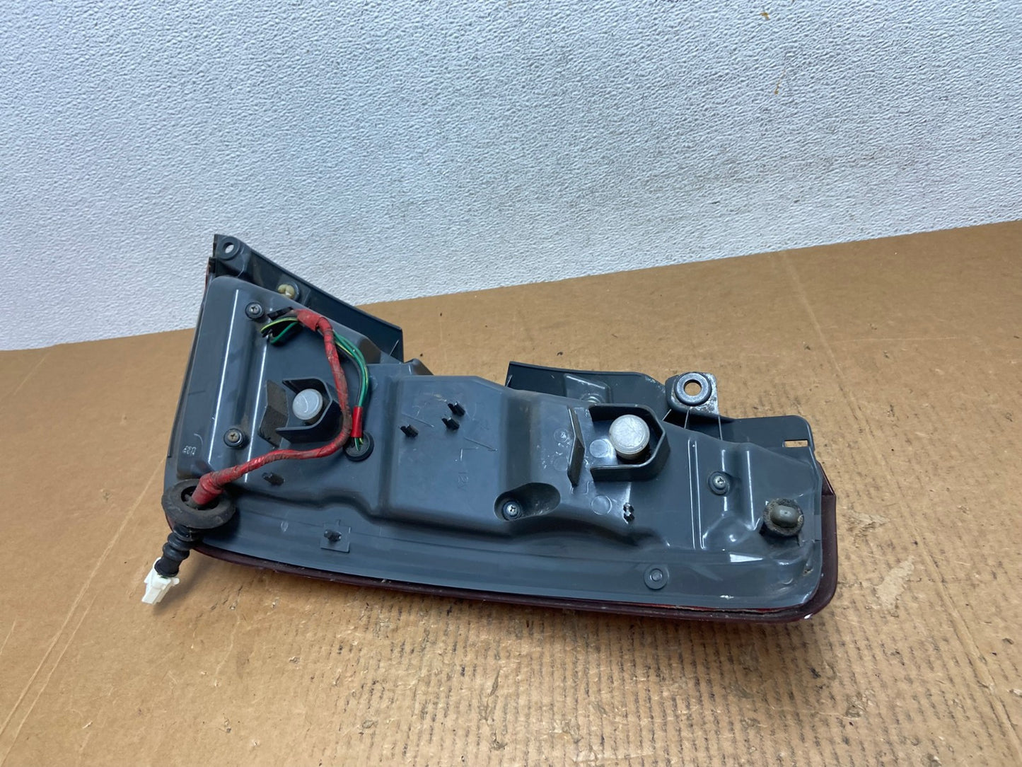2006 2007 Nissan Murano Left Driver LH Side Tail Light AE1506 LK7
