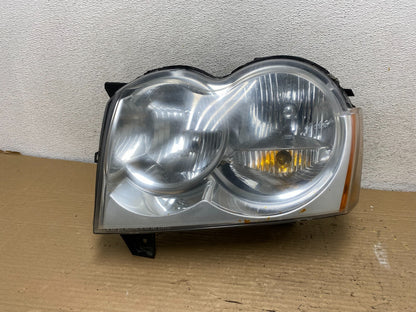 2005-2007 Jeep Grand Cherokee Left Driver LH Halogen Headlight AG9122 DW0