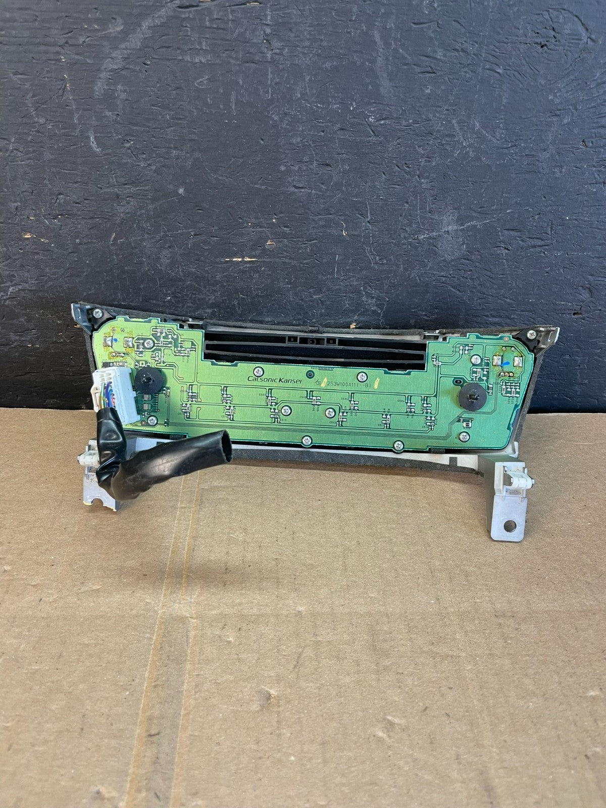 2013-2017 Infiniti QX60 Dash Center Radio Control Panel  AC2353 DG5