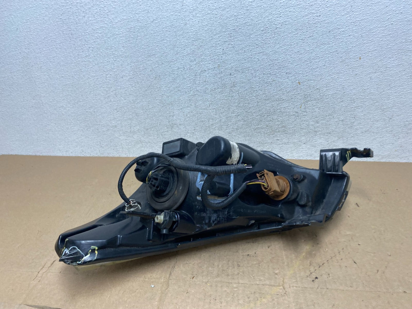 2008 2009 2010 2011 Ford Focus Right Passenger Rh Side Headlight AE6889 DW12
