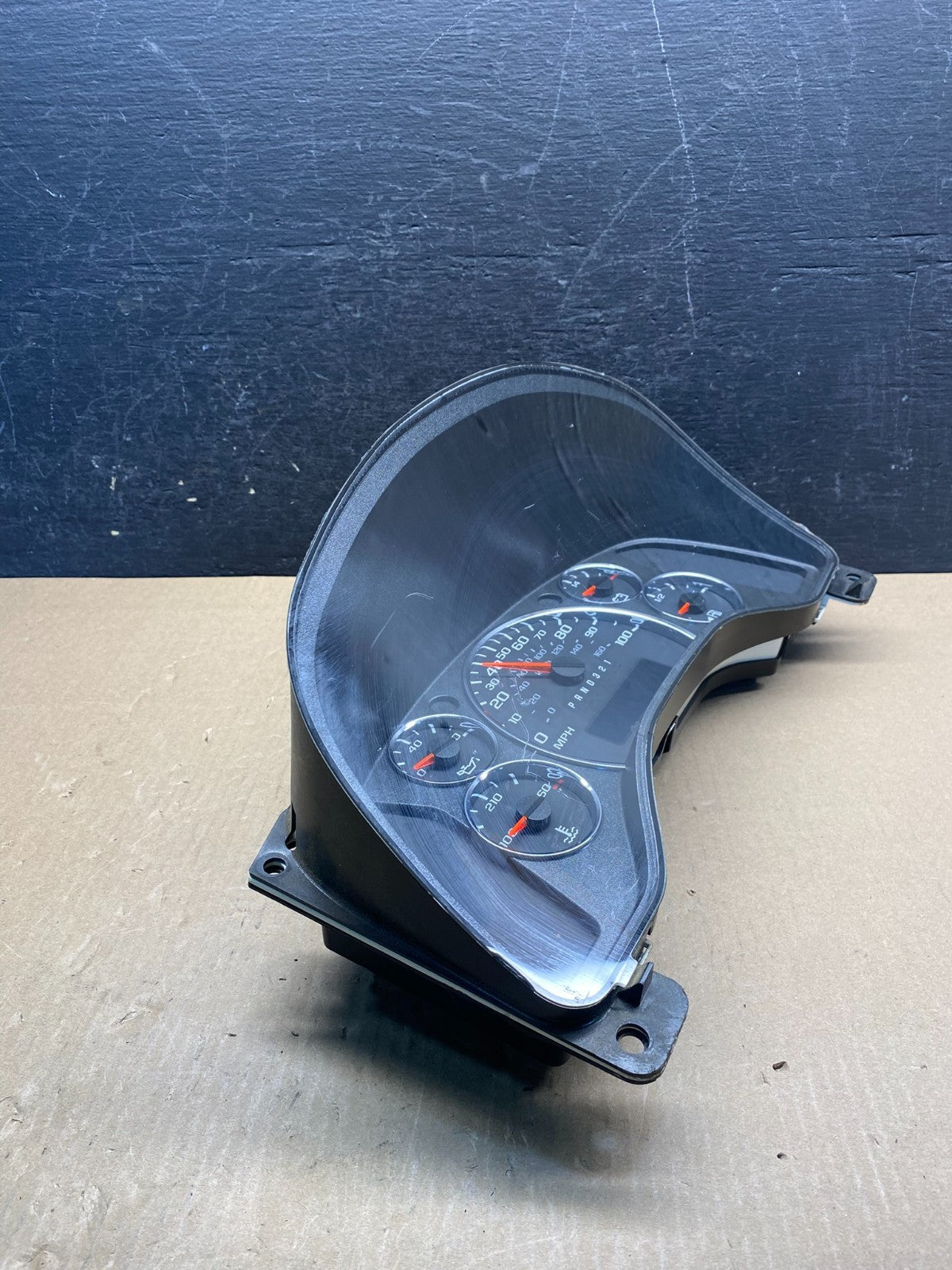 2008 2009 2010 Chevrolet Express Speedometer Cluster Gauge AG1838 DG1