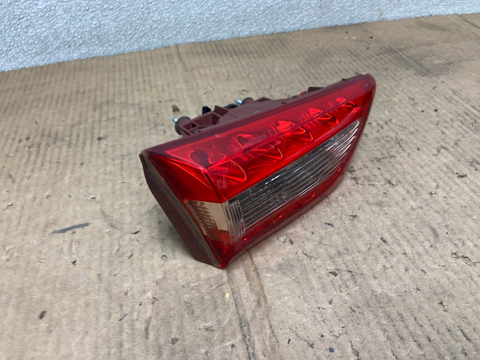 2009-2017 Infiniti FX35 FX50 QX70 Left Driver LH  Inner Tail Light Oem AA65782
