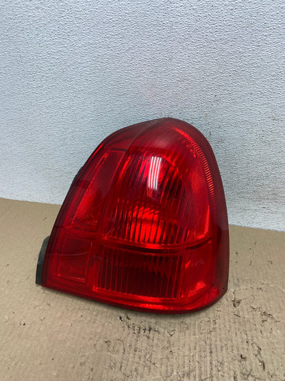 2003 to 2011 Lincoln Town Car Right Passenger Rh Tail Light AF2938 LK0
