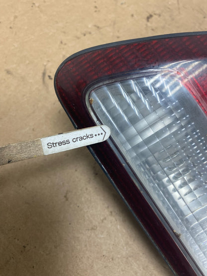 1997 1998 1999 Nissan Maxima Right Passenger RH Inner Tail Light Oem P5143 DW4