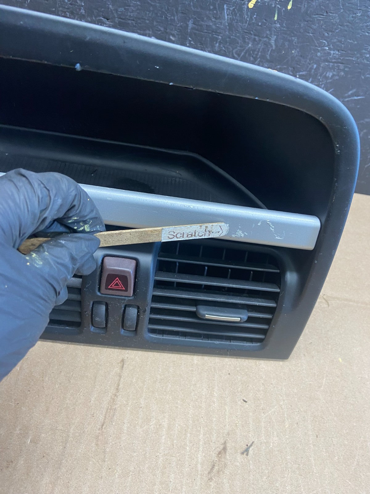 2010 to 2011 Volvo XC60 Center Console Air Vent Bezel Panel Trim  Oem AB9296 DG1