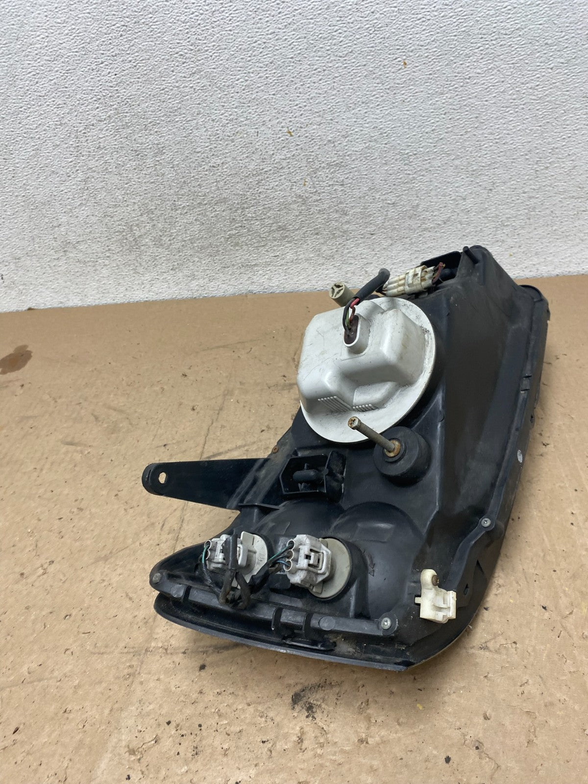 2001-2004 Subaru Legacy Outback Left Driver Lh Side Headlight AG5470 DW5