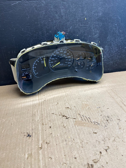 1999 to 2002 Chevrolet Silverado Sierra Cluster Gauge Speedometer ECM ae1890 DG0