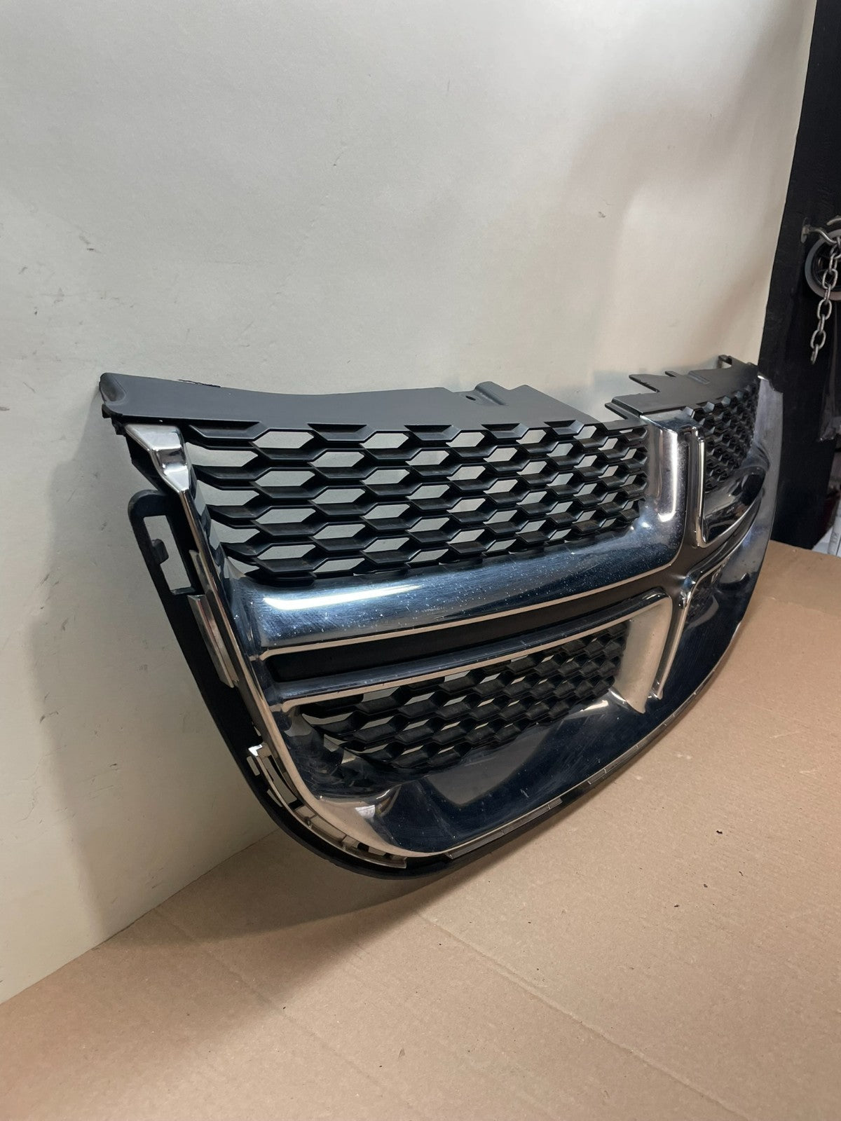 2011 to 2020 Dodge Grand Caravan Front Upper Grill Grille AI8653 DG2