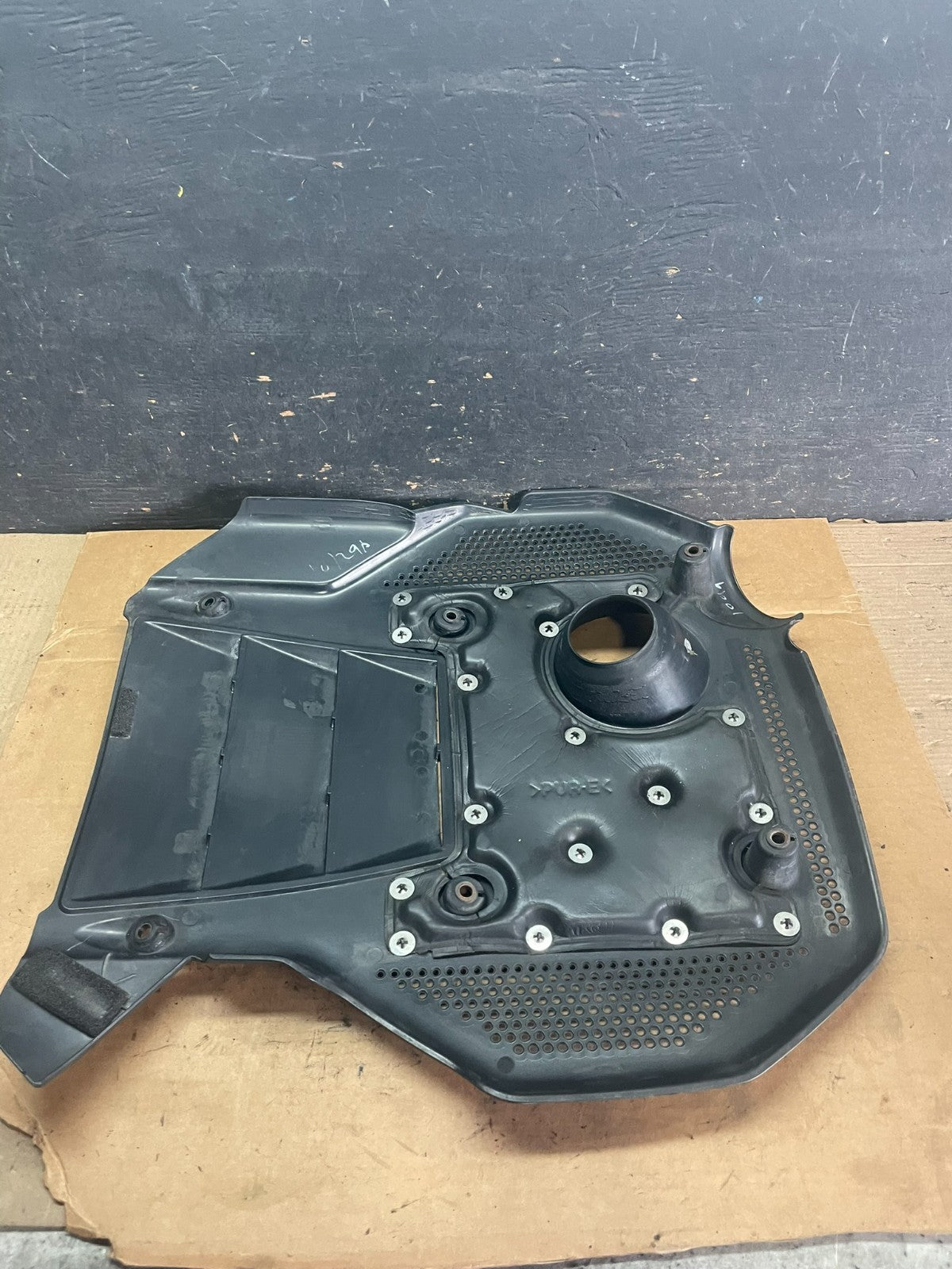 2006 to 2008 Hyundai Sonata V6 Engine Motor Shield Cover OEM q9908 DG6