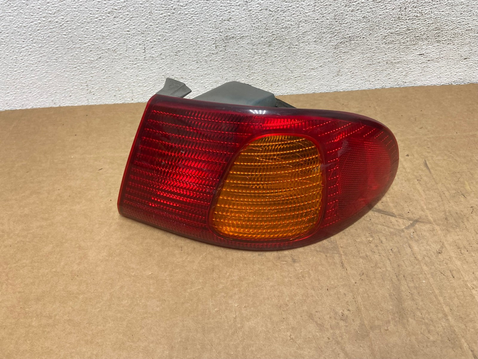 1998 1999 2000 Toyota Corolla Right Passenger Side Tail light AD6094 LK0