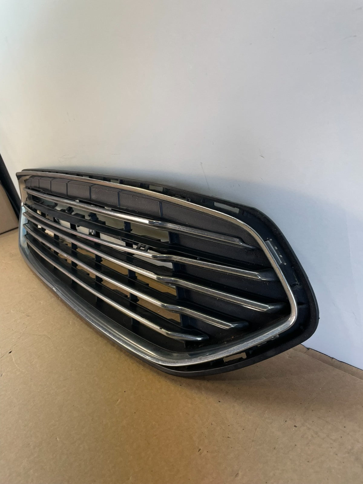 2013 to 2016 Ford Fusion Front Upper Grille Chrome Grill Bumper AG9790 DG1