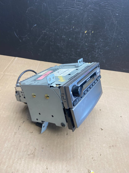 2003 to 2006 Subaru Forester AM FM CD Radio Receiver  OEM AB9406 DG2