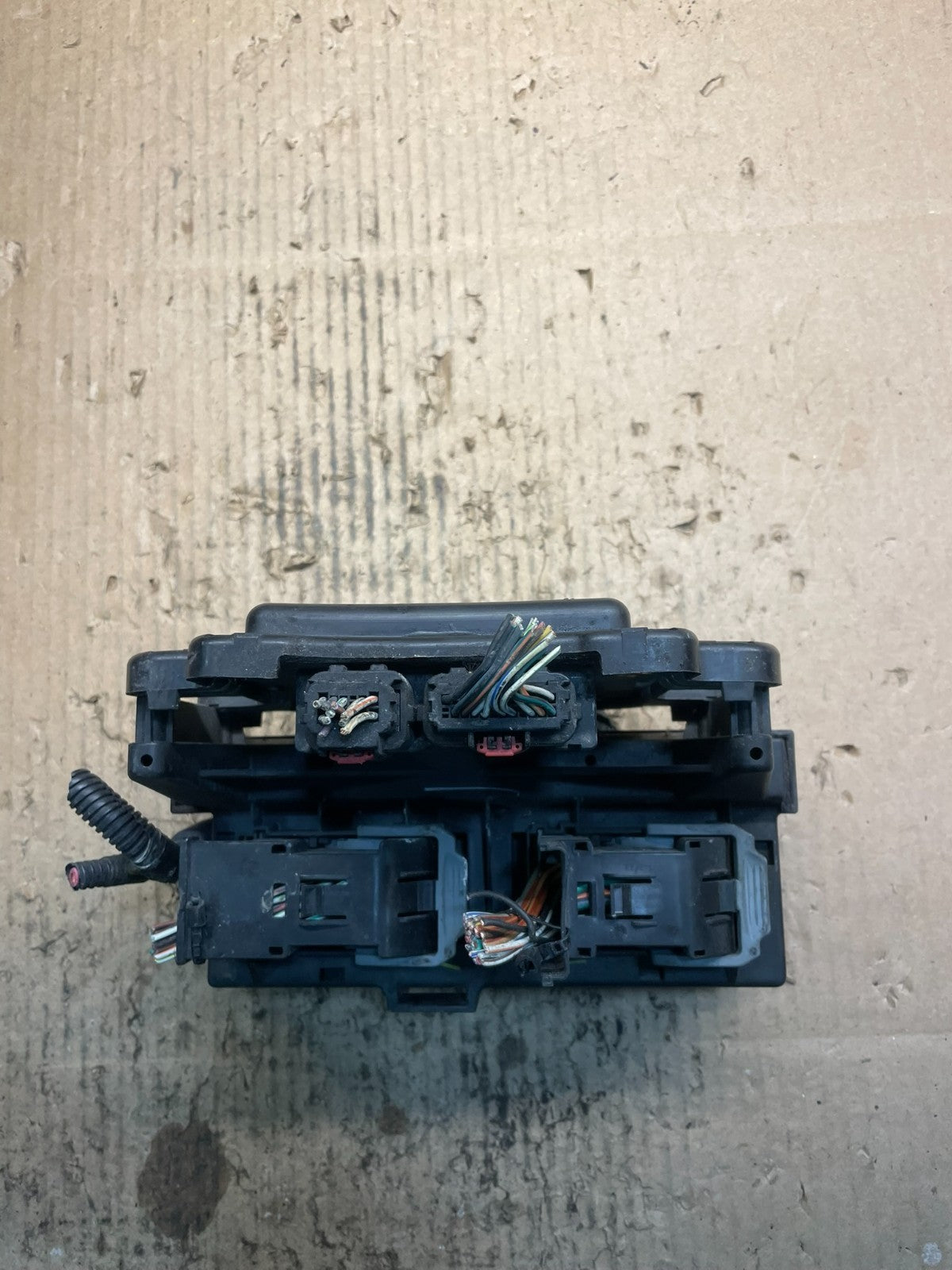 2005 Jeep Grand Cherokee Fuse Box BCM Body Control Module U9555 DG5