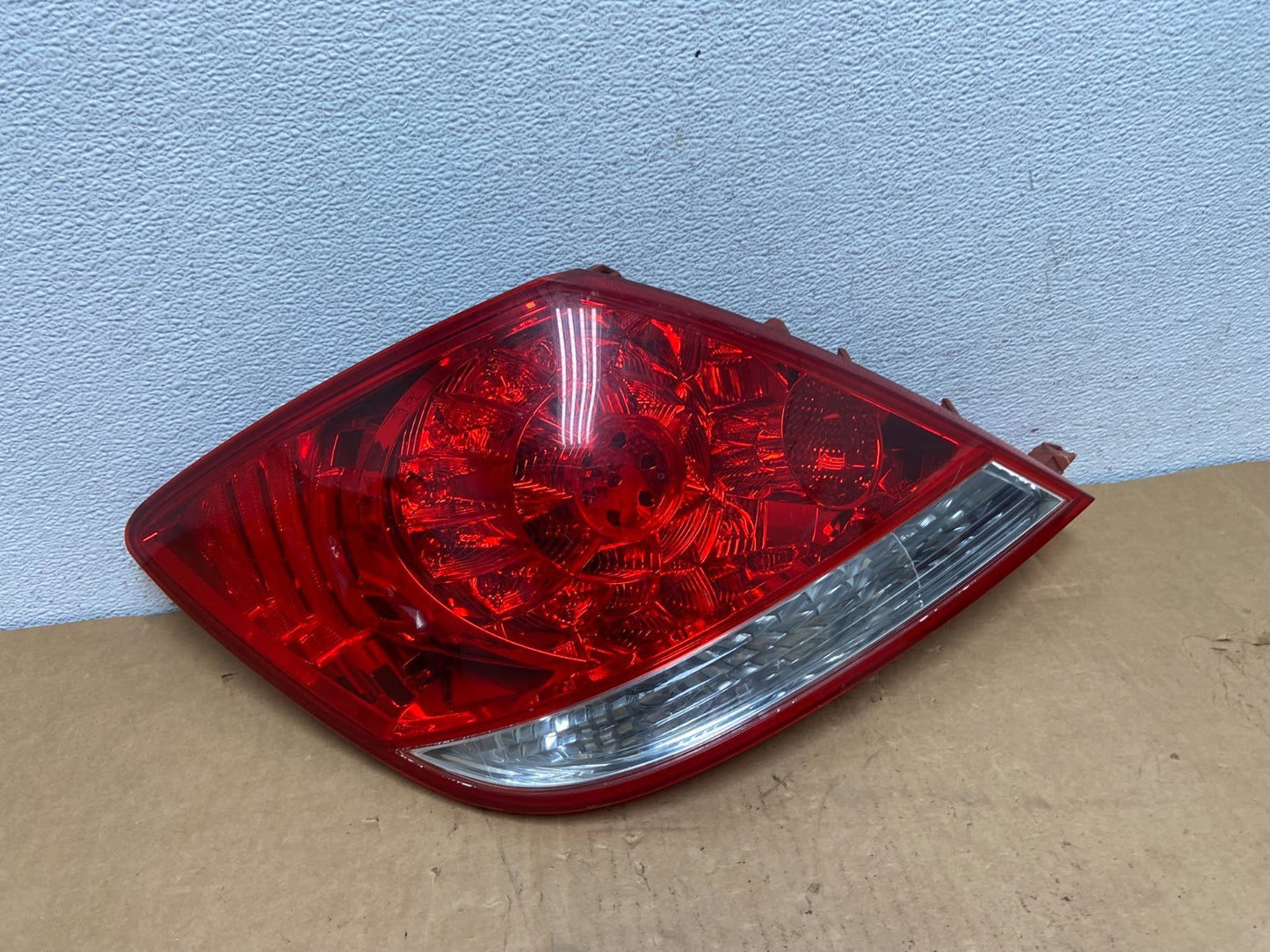 2005 2006 2007 2008 Acura RL Left Driver LH Side Tail Light AC8499 DW0