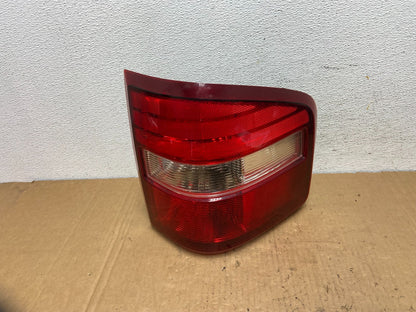 2004 to 2008 Ford F150 Flareside Right Passenger RH Side Tail Light AD3136 DW0